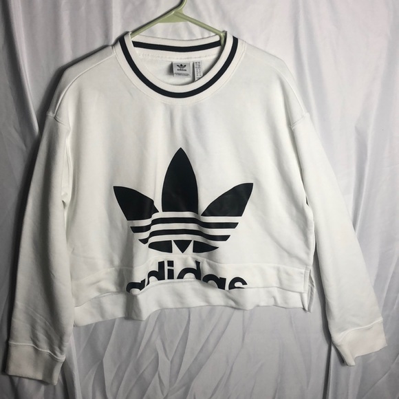 adidas Tops - NWT Adidas Women's Cropped Trefoil Sweatshirt Med